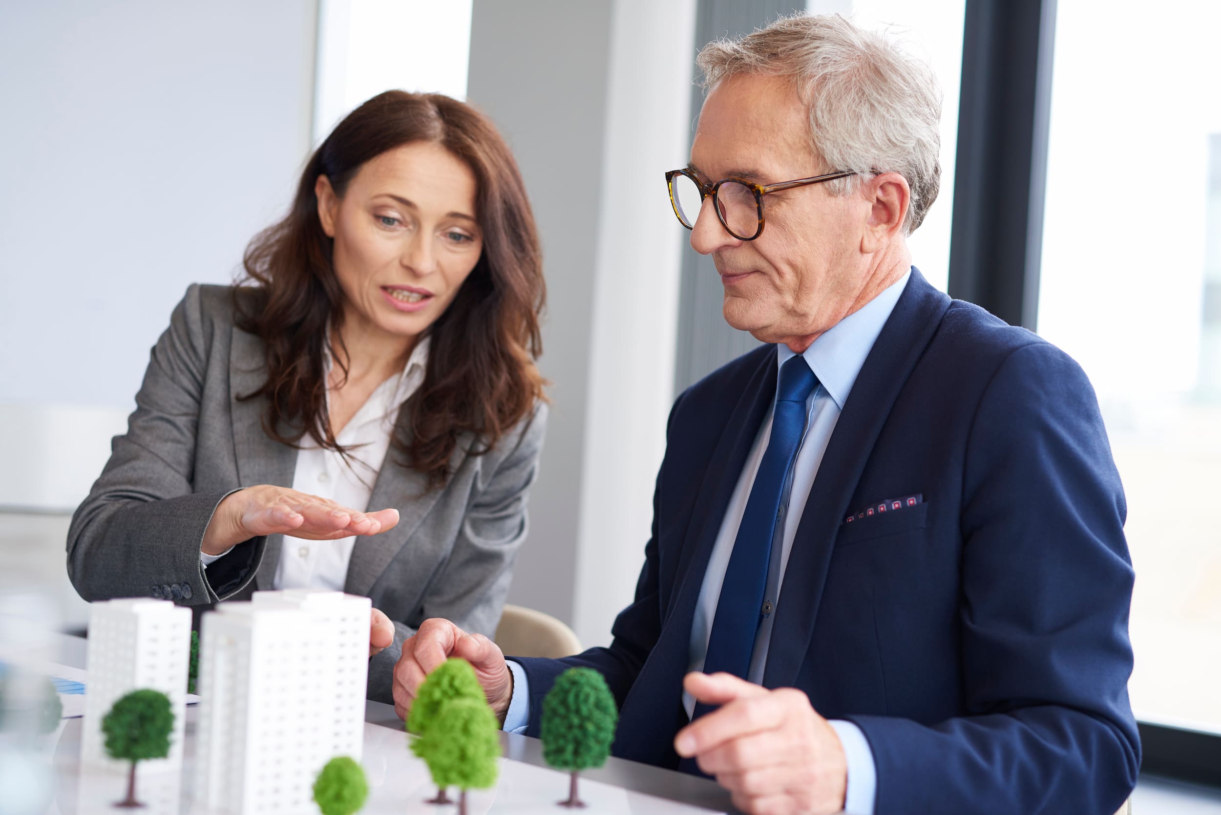 Sociedad de inversión inmobiliaria. Qué es, cómo funciona y qué tipos existen.